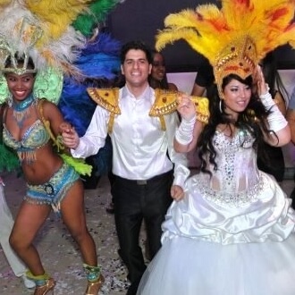 רקדניות ברזילאיות לחתונה